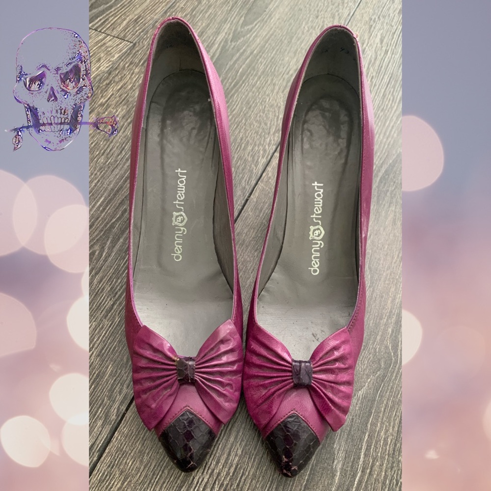 Vintage purple heels